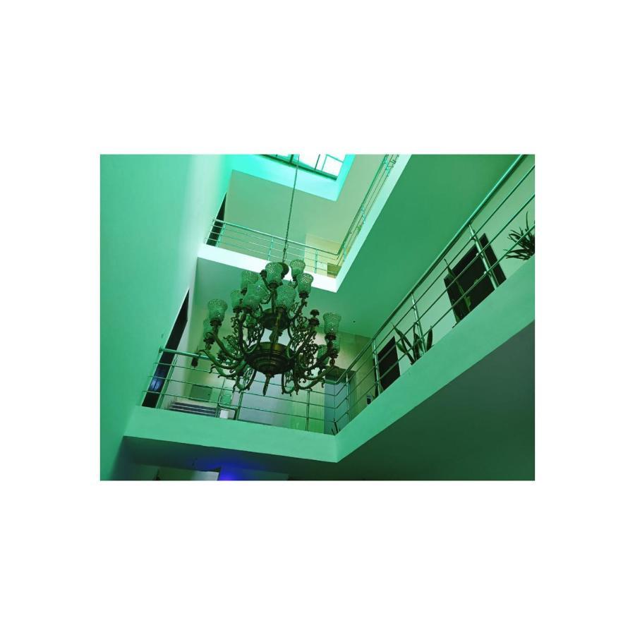 Hotel The Am Bliss Gurgaon Exterior foto